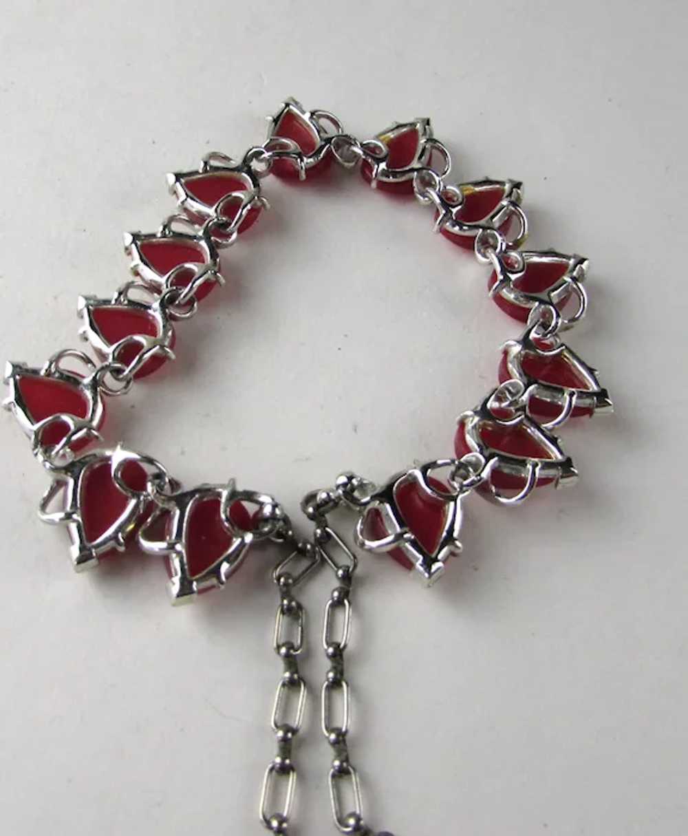 Vintage Red Thermoset Silver Tone Necklace - image 7