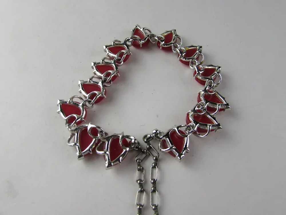 Vintage Red Thermoset Silver Tone Necklace - image 9