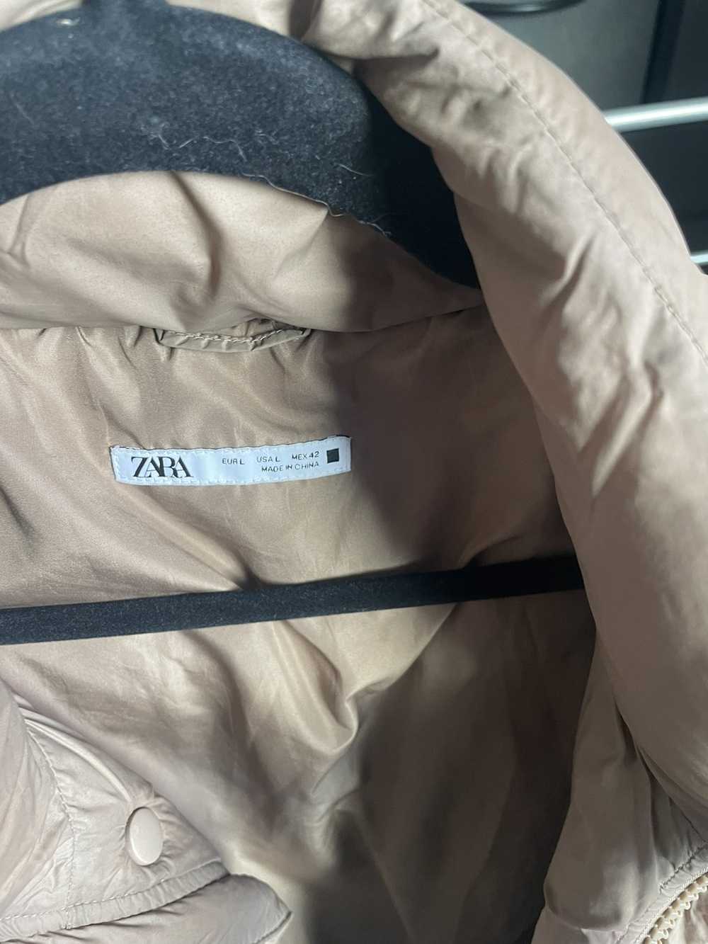 Zara Zara Light Brown Taupe Puffer Jacket Size La… - image 2