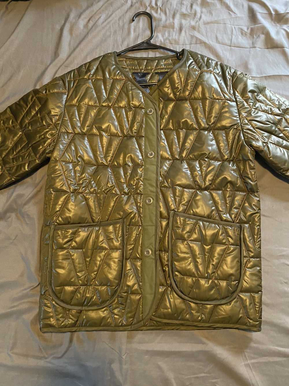 Vlone Vlone Green V logo quilted jacket - image 1