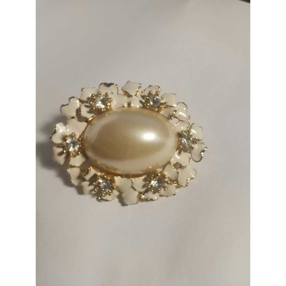 Unbrnd Vintage brooch white clear stones, large w… - image 1
