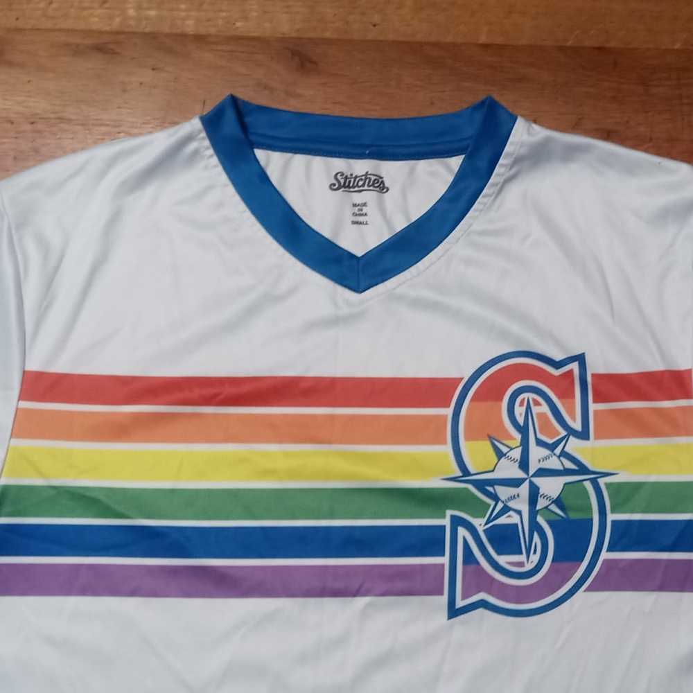 Seattle Mariners Rainbow t shirt LGBTQ Seahawks K… - image 1