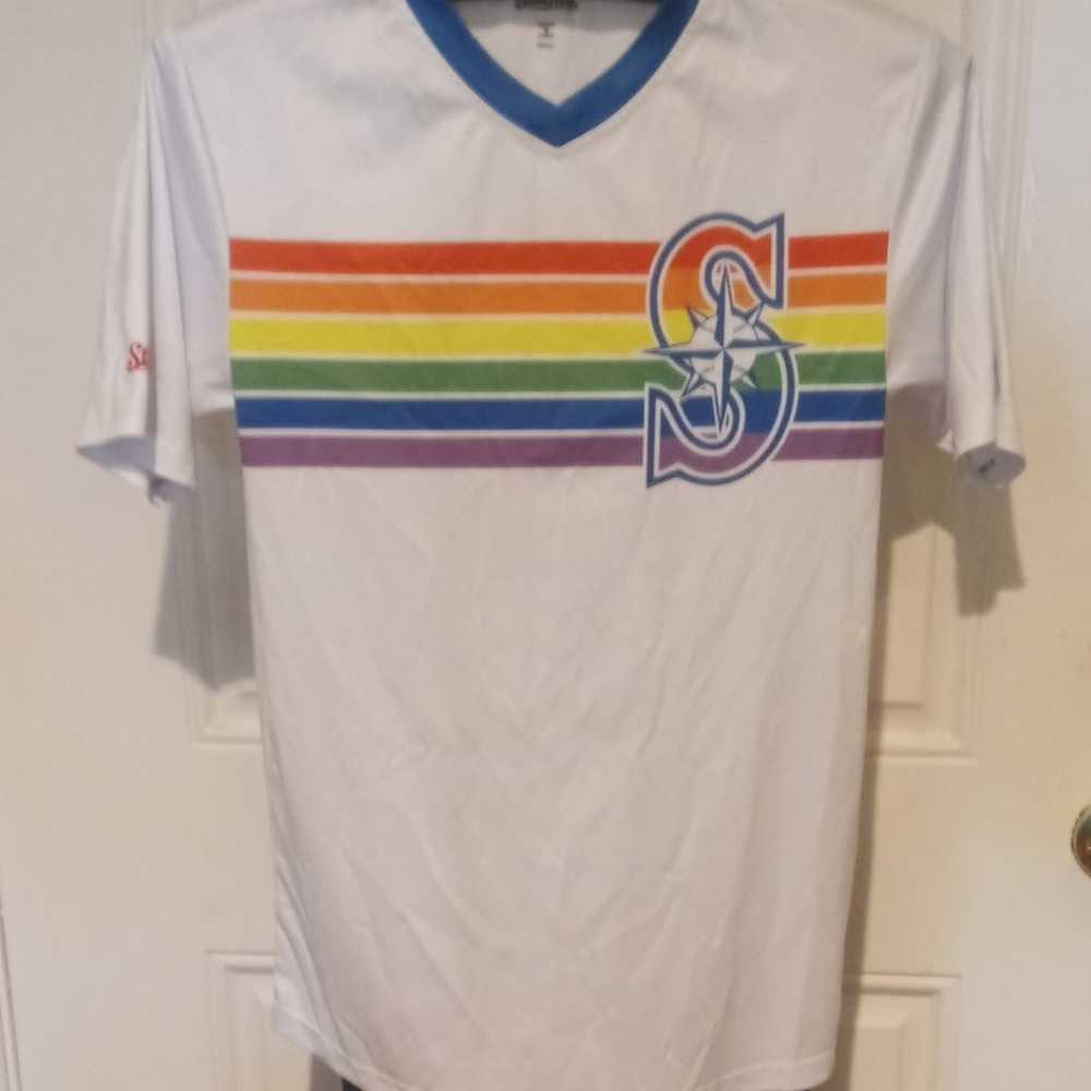 Seattle Mariners Rainbow t shirt LGBTQ Seahawks K… - image 5
