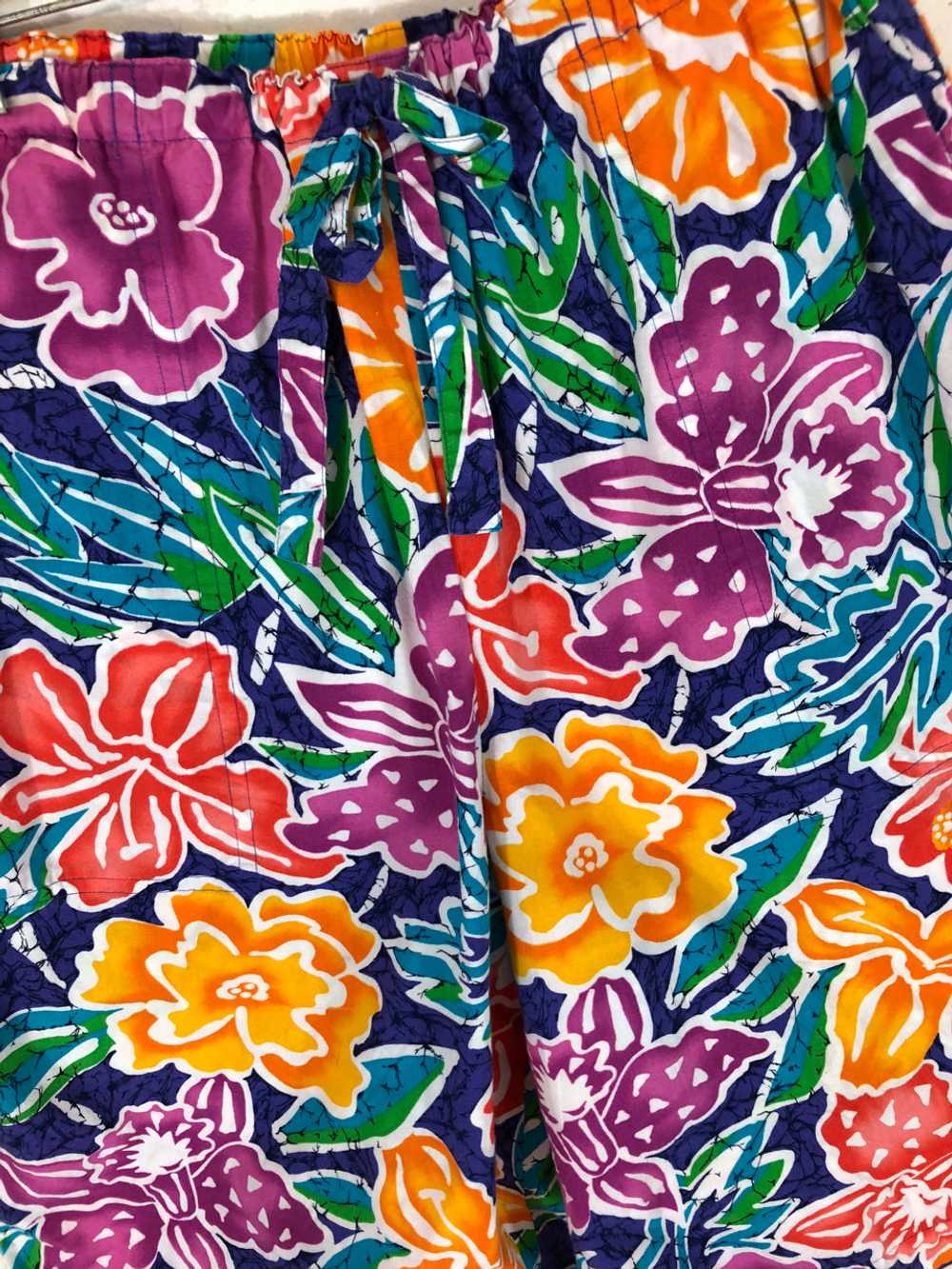 Liz Sport Floral Shorts - image 2