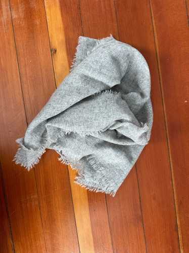 Everlane Featherweight Cashmere Scarf | Used,…