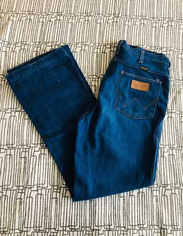 Wrangler High-Waisted Flared Jeans (32) - image 1