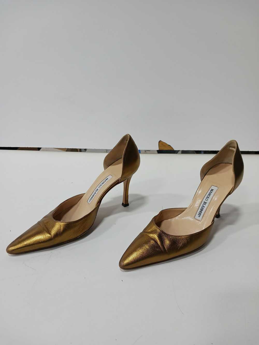 Women's Manolo Blahnik Gold d'Orsay Stiletto Heel… - image 4