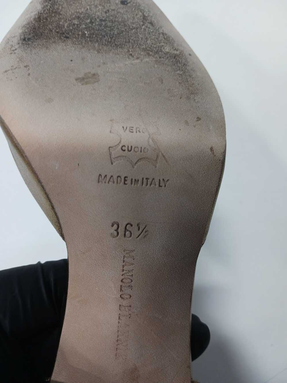 Women's Manolo Blahnik Gold d'Orsay Stiletto Heel… - image 7