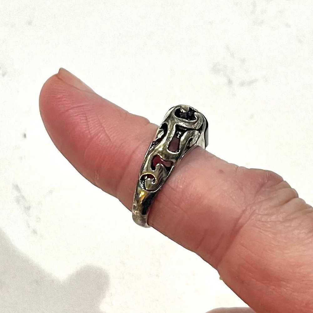 Vintage Navajo Sterling Silver and Onyx Bar Ring … - image 10