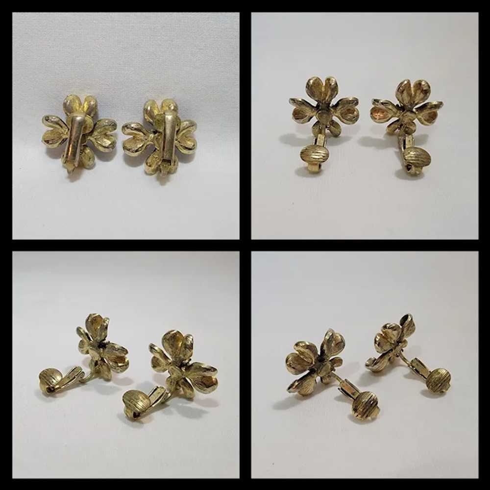 Black and goldtone clip on flower earrings - image 12
