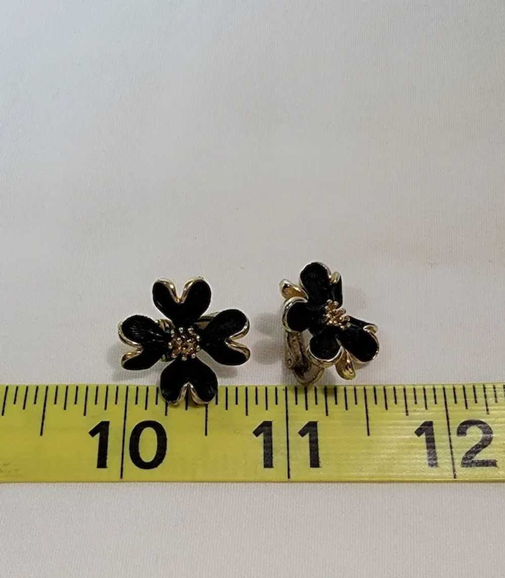 Black and goldtone clip on flower earrings - image 2