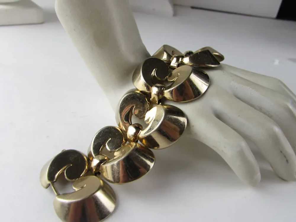 Vintage Monet Big Bold Classic Gold Tone Bracelet… - image 4