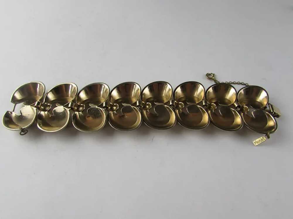 Vintage Monet Big Bold Classic Gold Tone Bracelet… - image 5