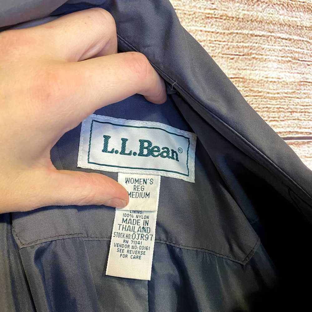 L.L. Bean Vintage Buckled Lightweight Trench Coat… - image 7