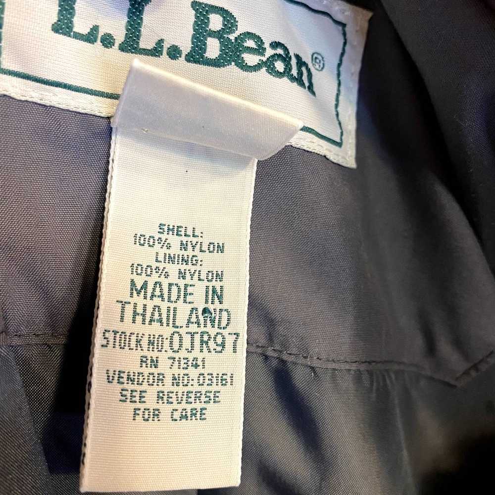 L.L. Bean Vintage Buckled Lightweight Trench Coat… - image 8