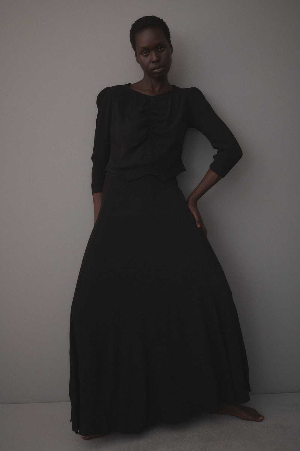 1930s Black Silk Crepe Dress - image 2