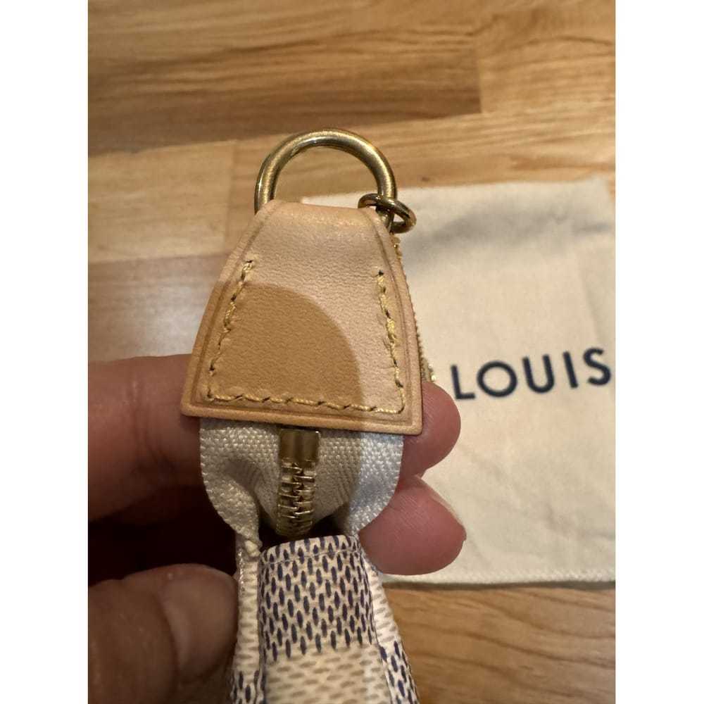 Louis Vuitton Vegan leather purse - image 3