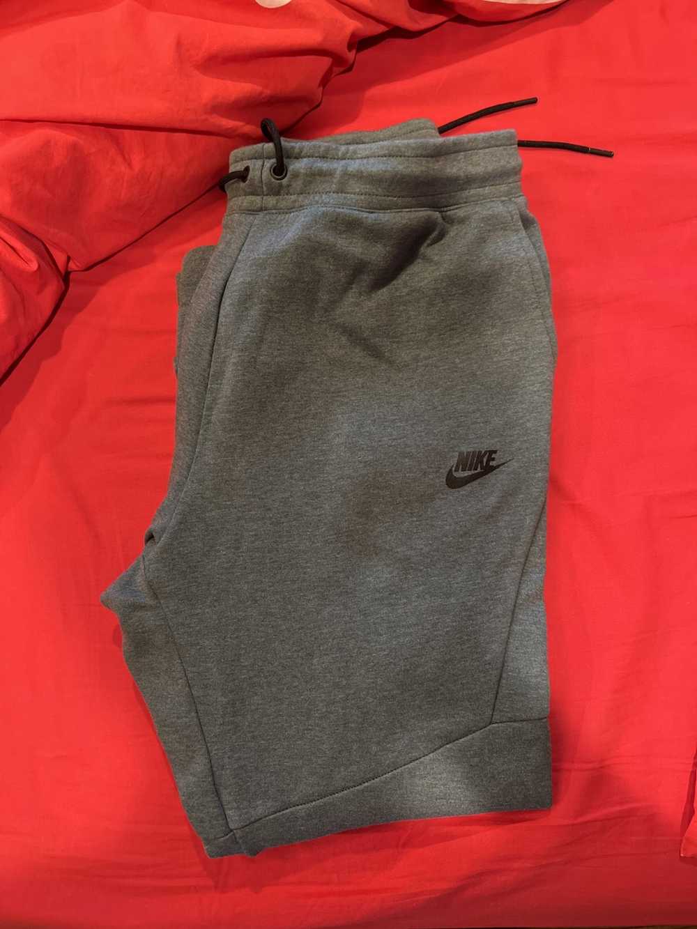 Nike Nike Tech Fleece Pants - Large - image 1