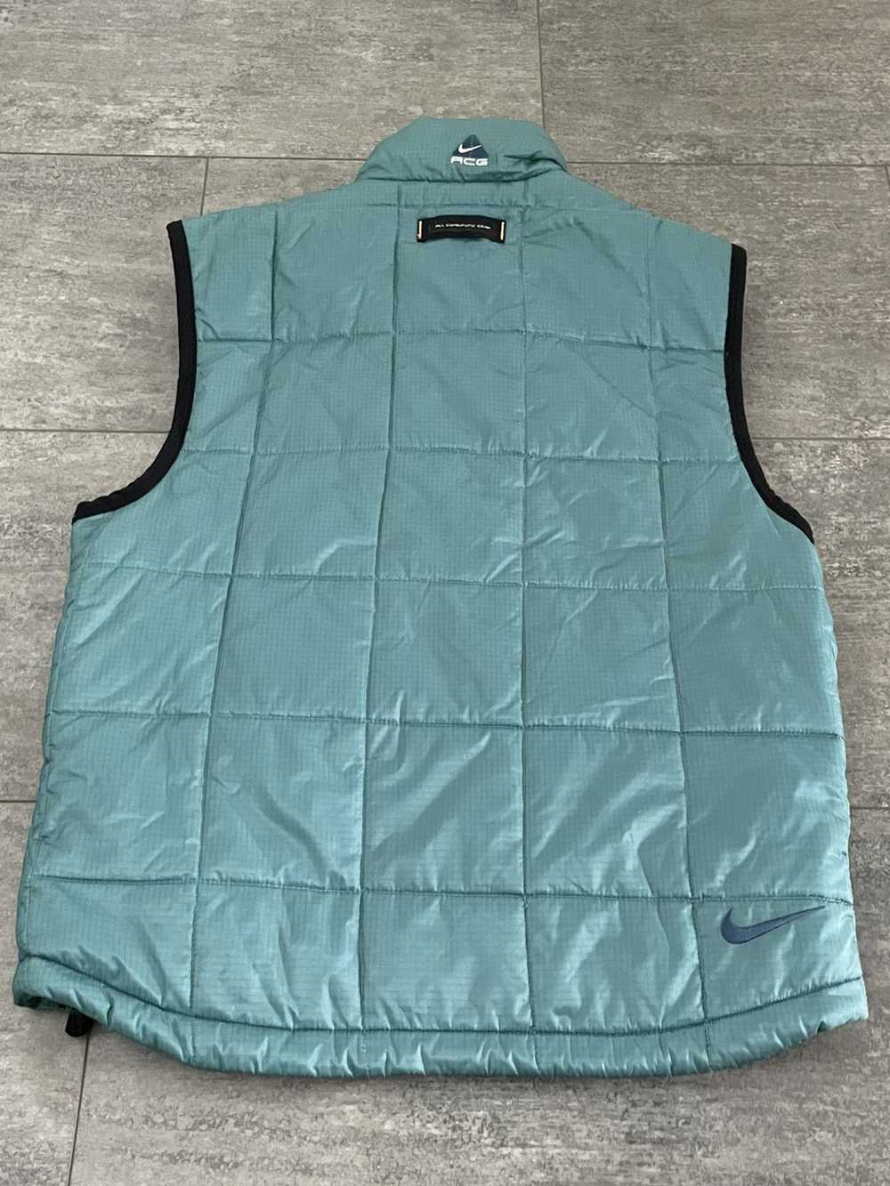 Nike ACG Nike Vintage ACG Puffer Vest - image 5