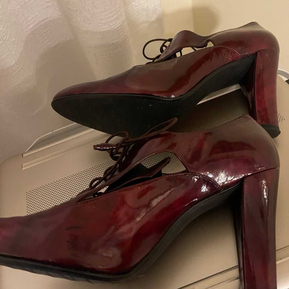 Stuart Weitzman burgundy patent leather cut out o… - image 3