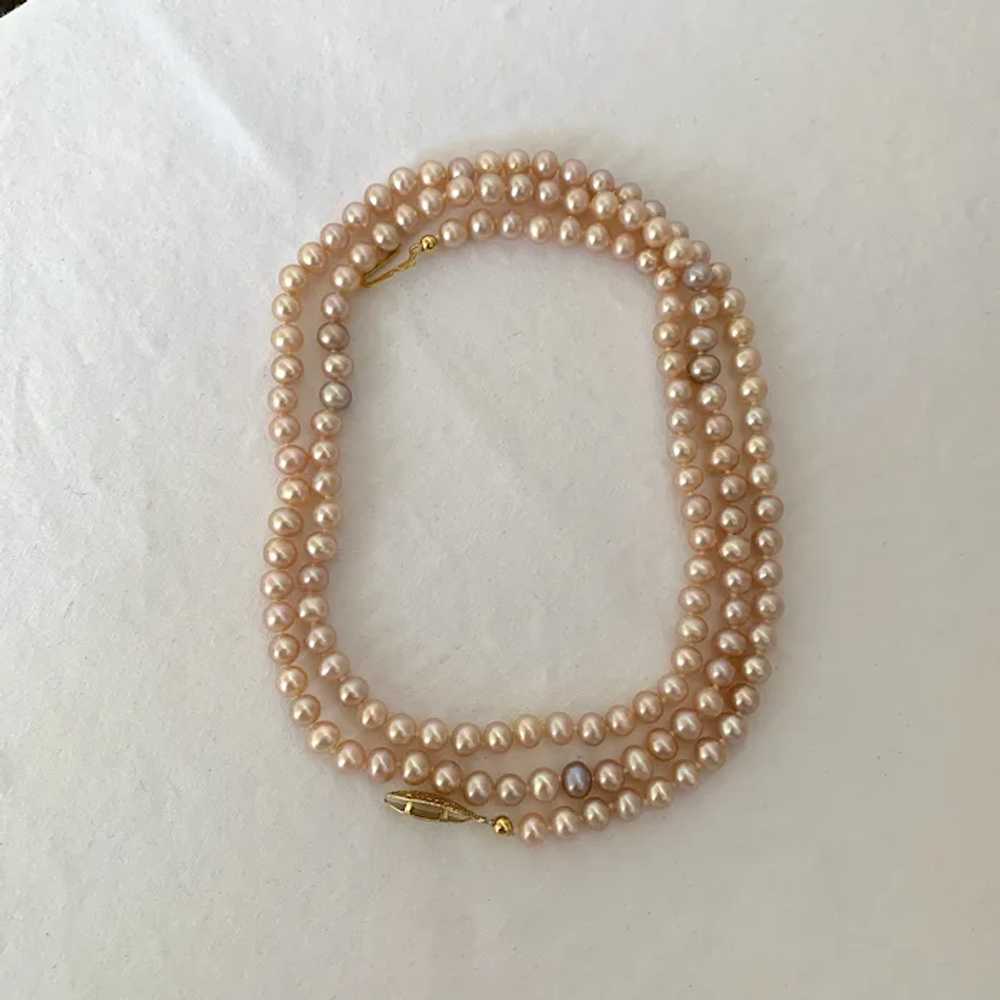 Long Creamy Pink Pearl Necklace - image 9