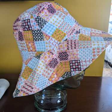 Vintage Seagull Creation Women's Bucket Hat Patch… - image 1