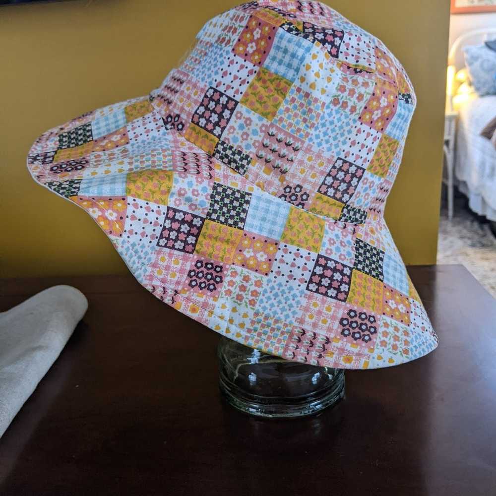 Vintage Seagull Creation Women's Bucket Hat Patch… - image 3