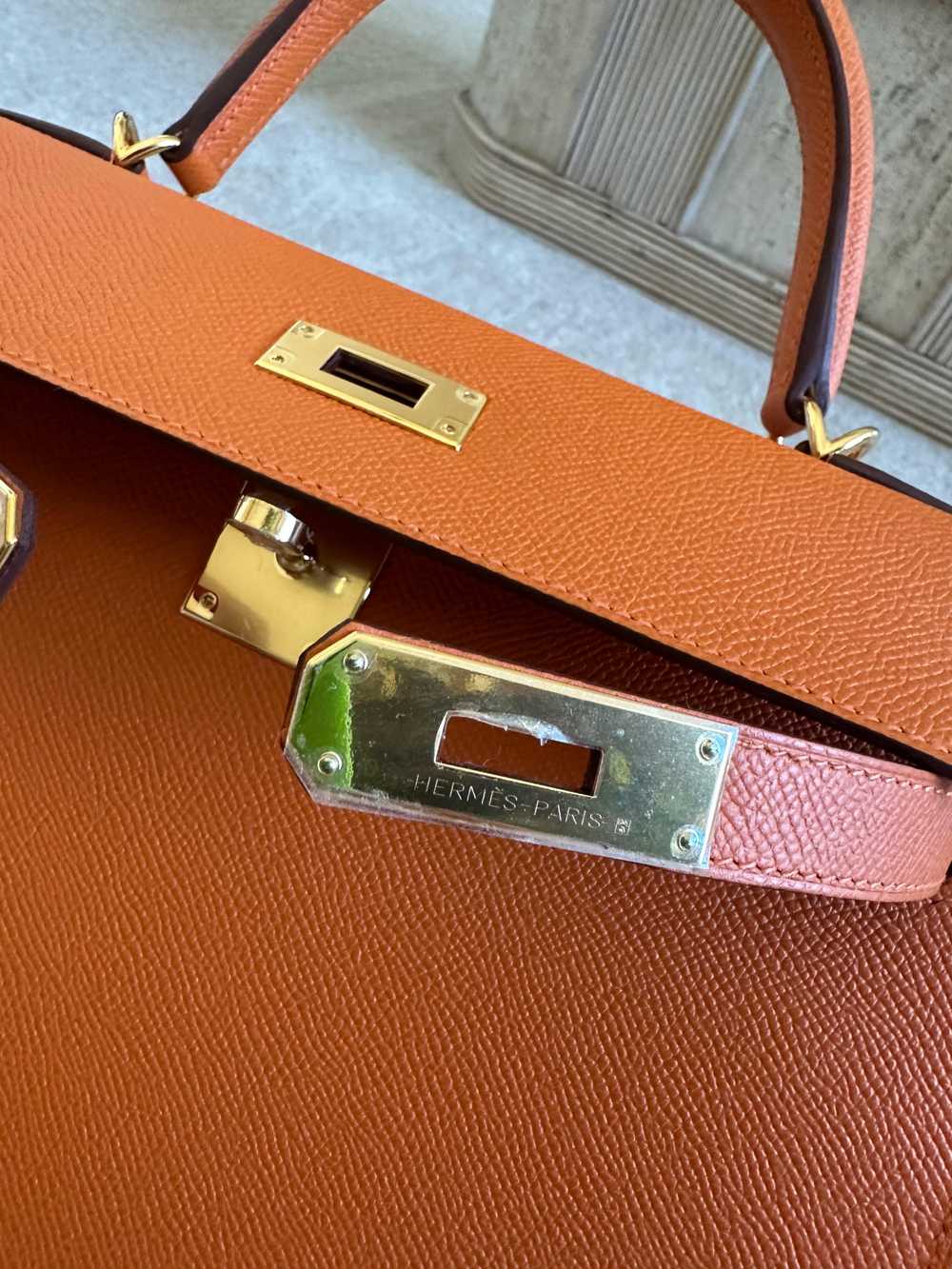 Hermes Hermes Kelly 28 Sellier in Orange Epsom Le… - image 5