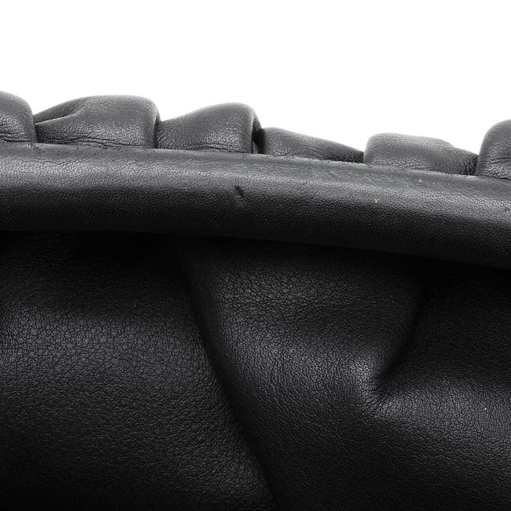 Bottega Veneta Pouch leather clutch bag - image 7