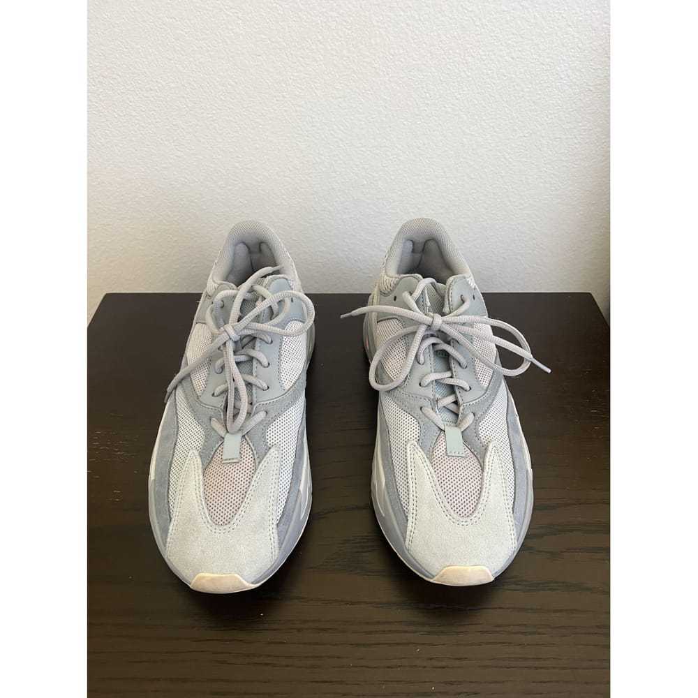 Yeezy x Adidas Boost 700 V2 cloth low trainers - image 2