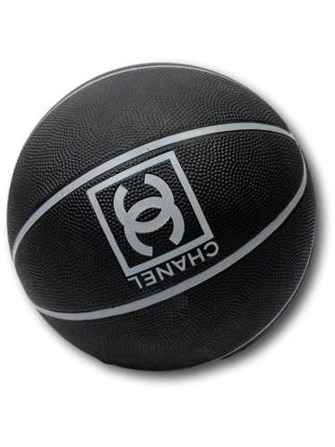 CHANEL Pre-Owned 1994 logo-debossed basketball - B