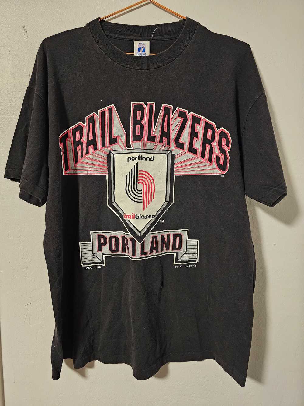 Logo 7 Portland Trailblazers 1990 - image 1