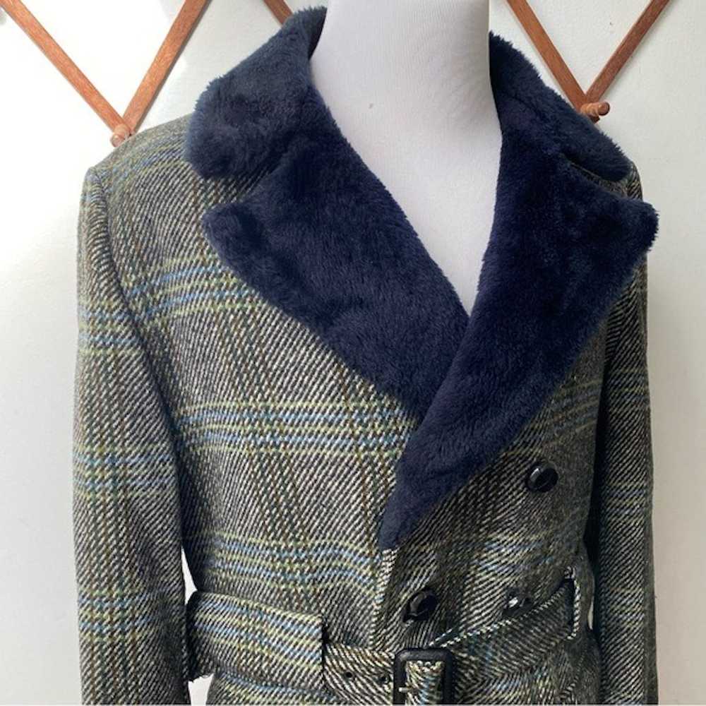 Vintage 1970s Tweed Wool Plaid Faux Fur Lined Ove… - image 7