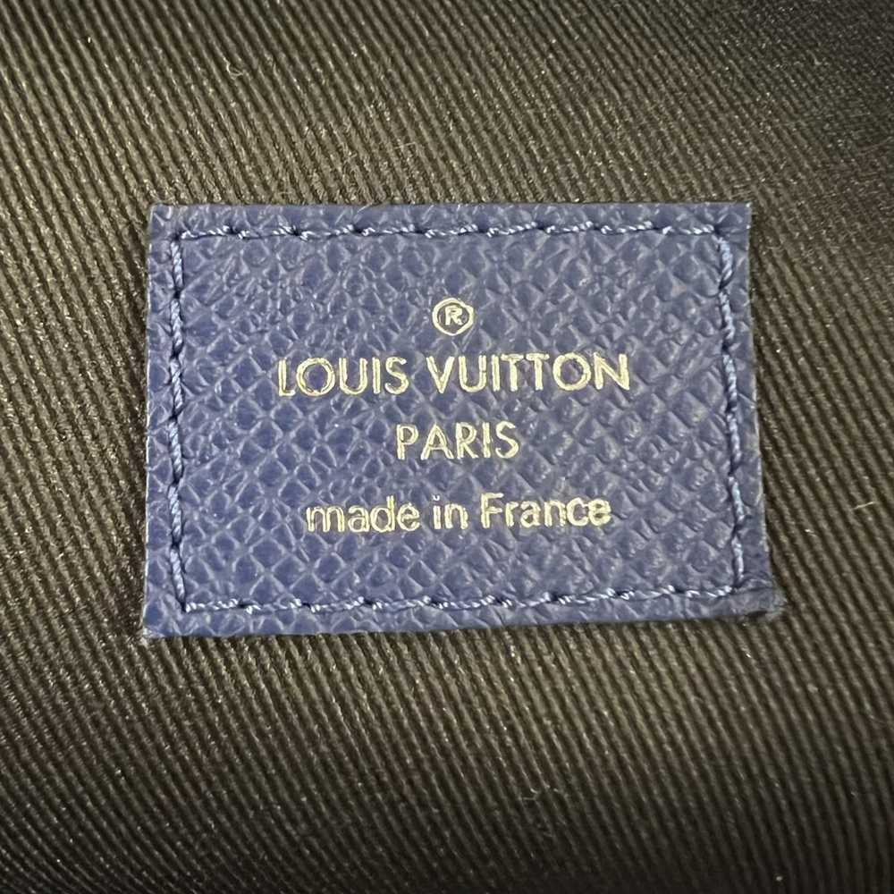 Louis Vuitton Louis Vuitton Taiga Leather Discove… - image 6