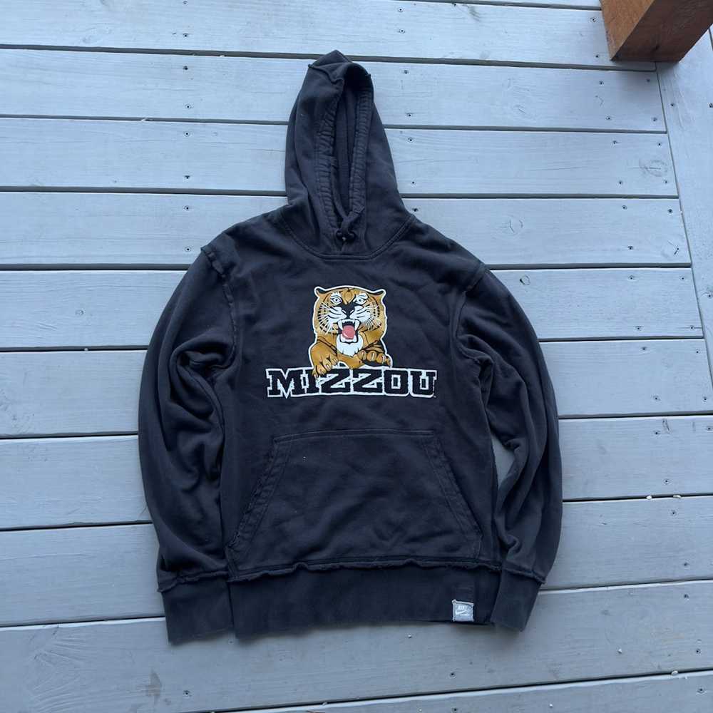 Nike × Vintage Mizzou Nike college sweatshirt hoo… - image 1