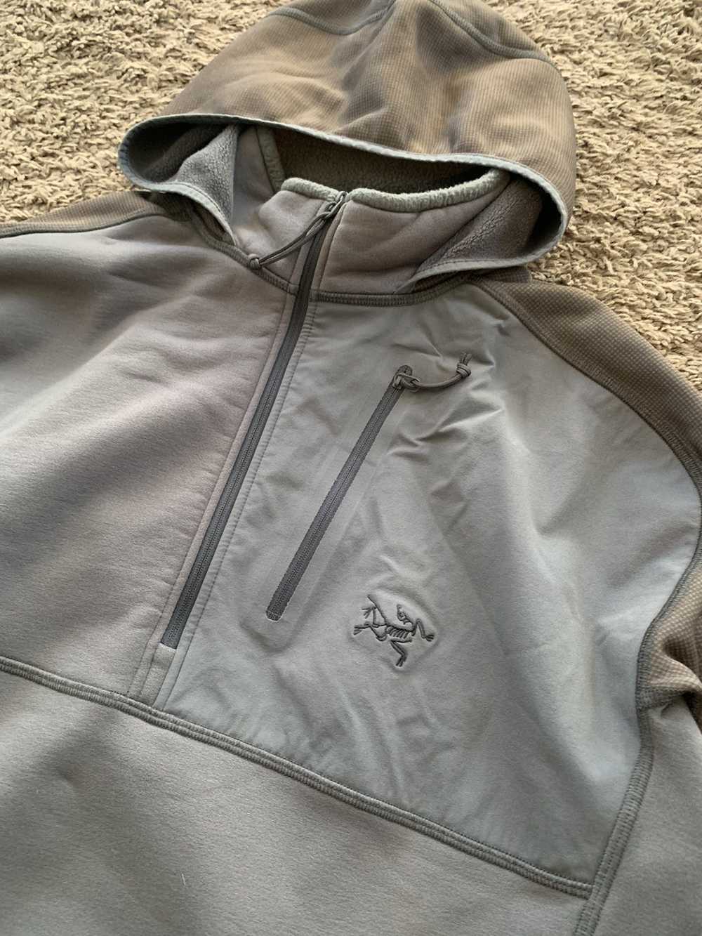 Arc'Teryx ARCTERYX LEAF Naga Hoody Gen 2 Gray Pul… - image 2