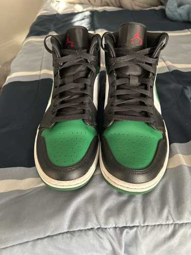 Nike Jordan 1s