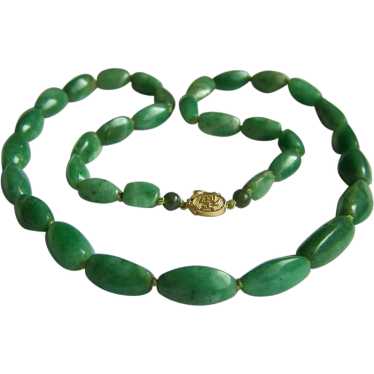 Amazing estate vintage jade green aventurine neck… - image 1