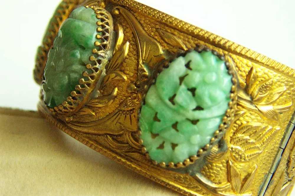 Stunning Vintage Chinese Gold Gilt Carved Jadeite… - image 9