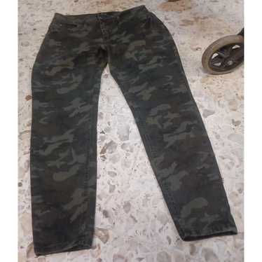 Streetwear Harmony & Havoc Women's Camo Pants Pet… - image 1