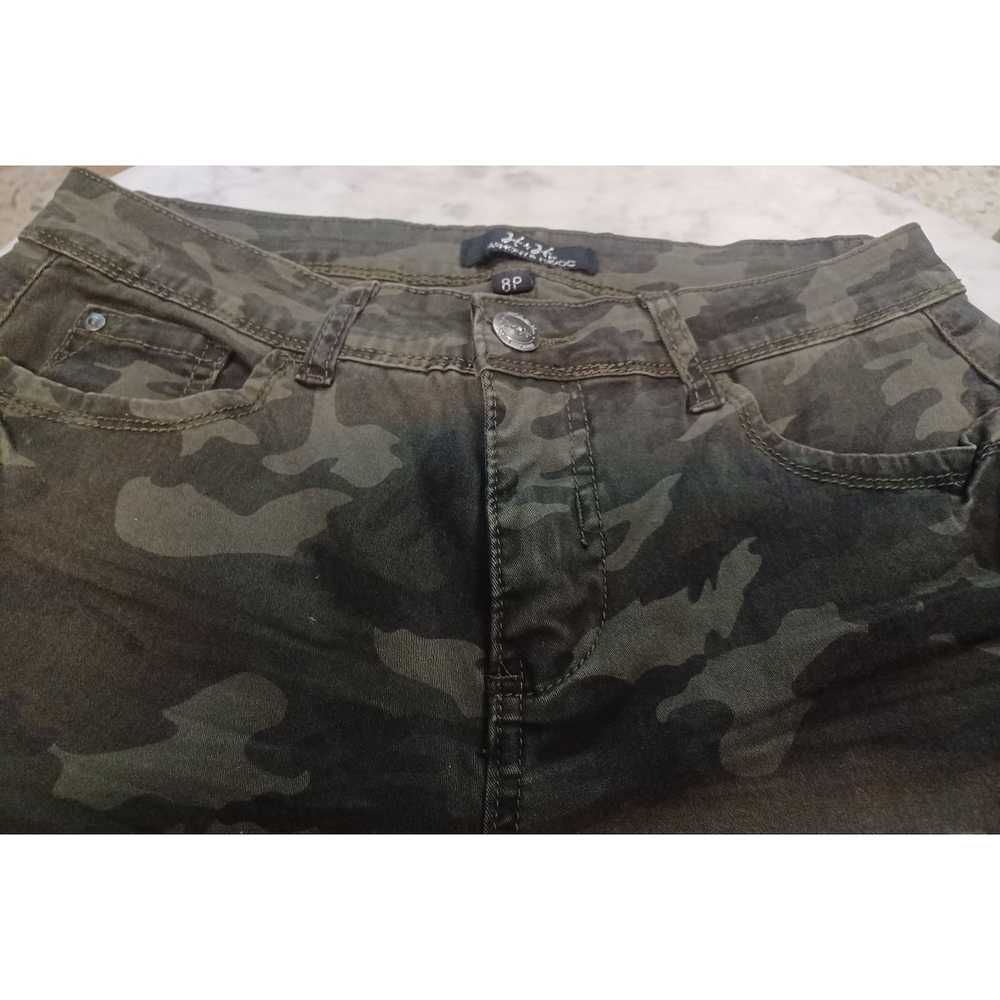 Streetwear Harmony & Havoc Women's Camo Pants Pet… - image 2