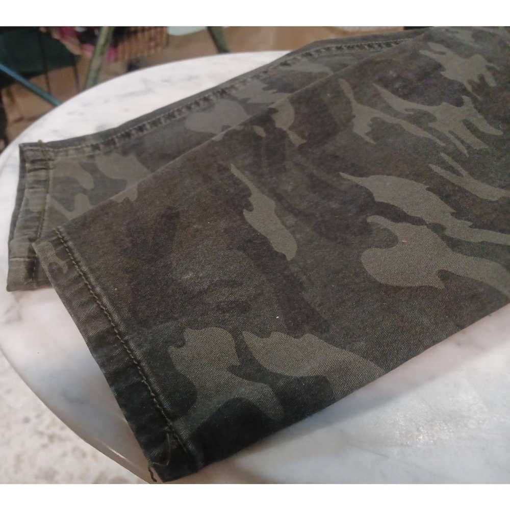 Streetwear Harmony & Havoc Women's Camo Pants Pet… - image 4