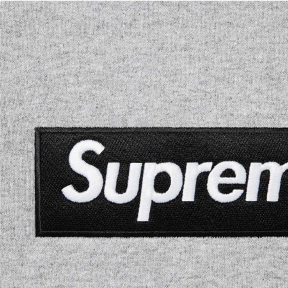 Supreme Box Logo Crewneck - image 2