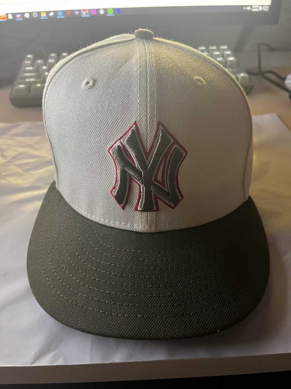 MLB × New Era Yankees fitted new era 7 3/8 - image 1