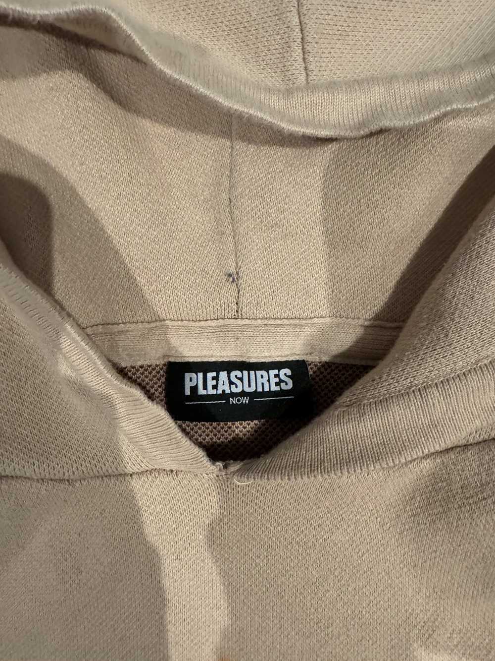 Pleasures × Streetwear Pleasures Knitted Hoodie S… - image 3