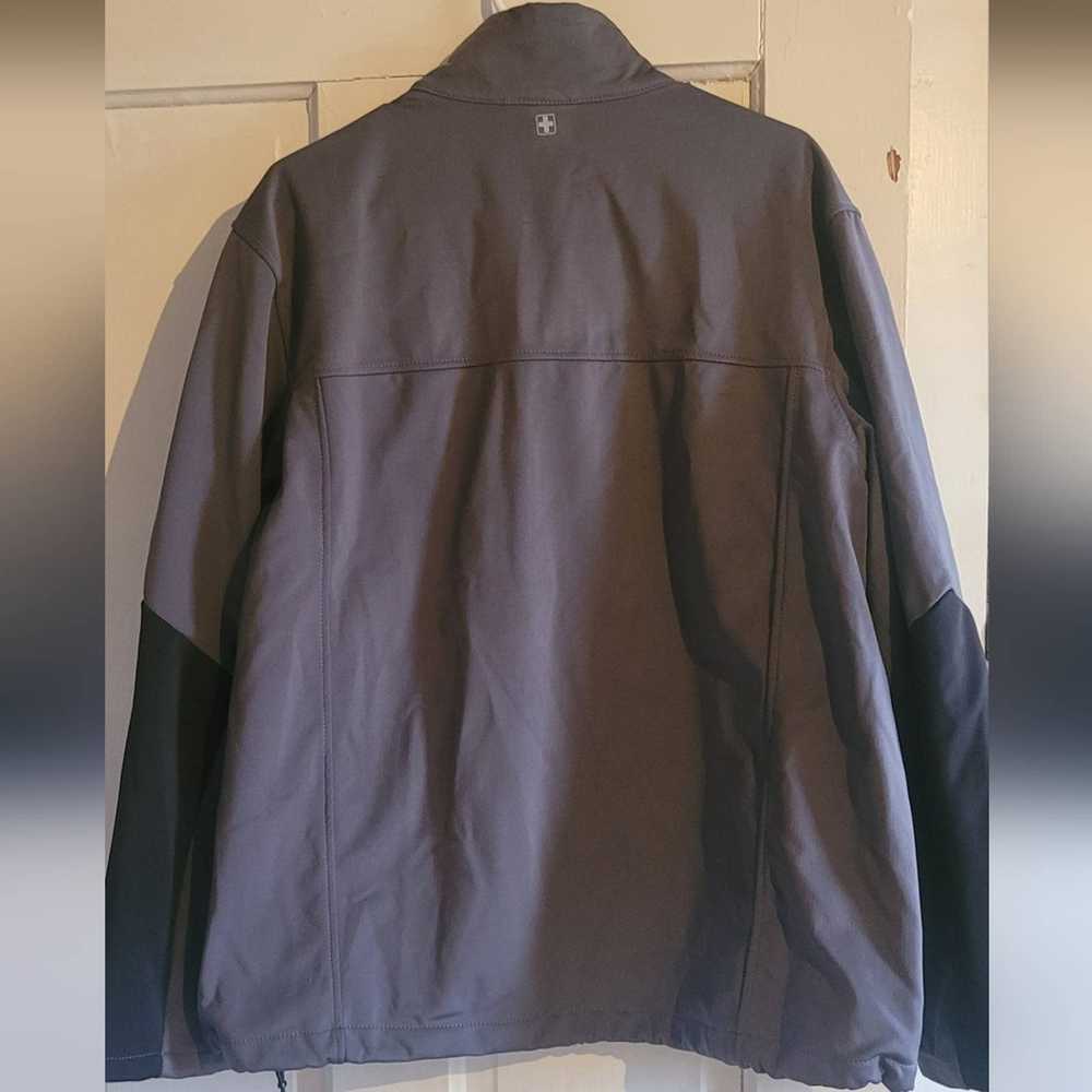Unbrnd Men's Swiss Tech jacket, size XL - image 2