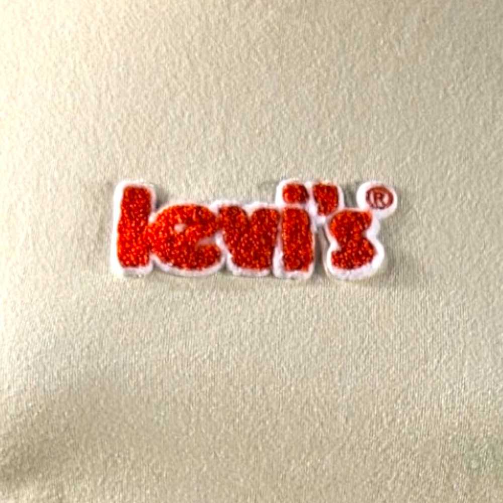 Levi's EUC Levi's Classic Logo Patch Cotton T-Shi… - image 4