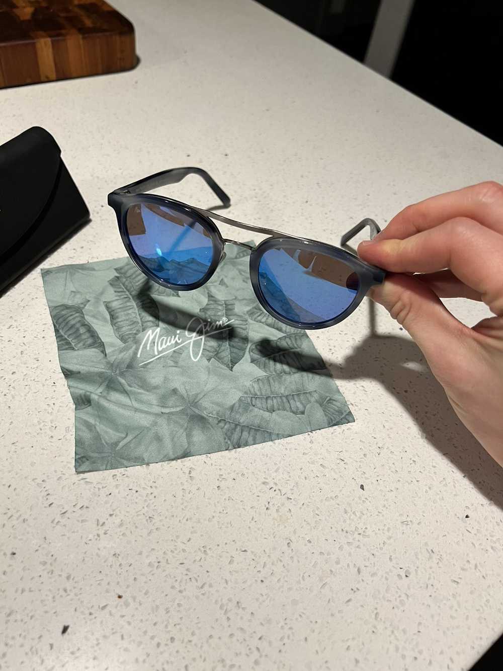 Maui Jim Maui Jim Sunglasses -Blue Frame Blue Len… - image 2