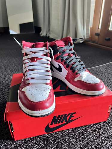 Nike Wmns Air Jordan 1 Retro High OG ‘Satin Red’