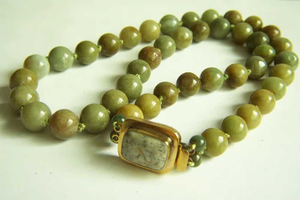 Extremaly Rare Vintage Honey Green Jadeite Jade N… - image 3